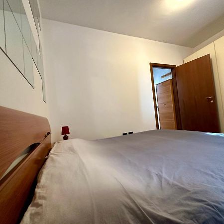 Fontanone Apartment Лонато Екстериор снимка
